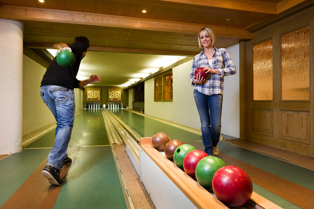 Aparthotel Kleinwalsertal ミッテルベルク エクステリア 写真